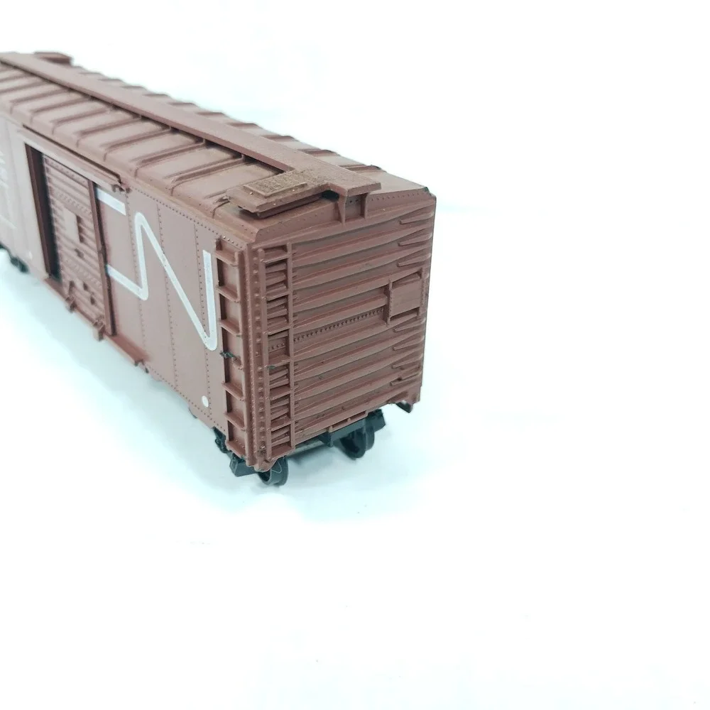 Athearn HO Scale Canadian National 40ft Box Car Kit 1209 Brown CN 486520 Train